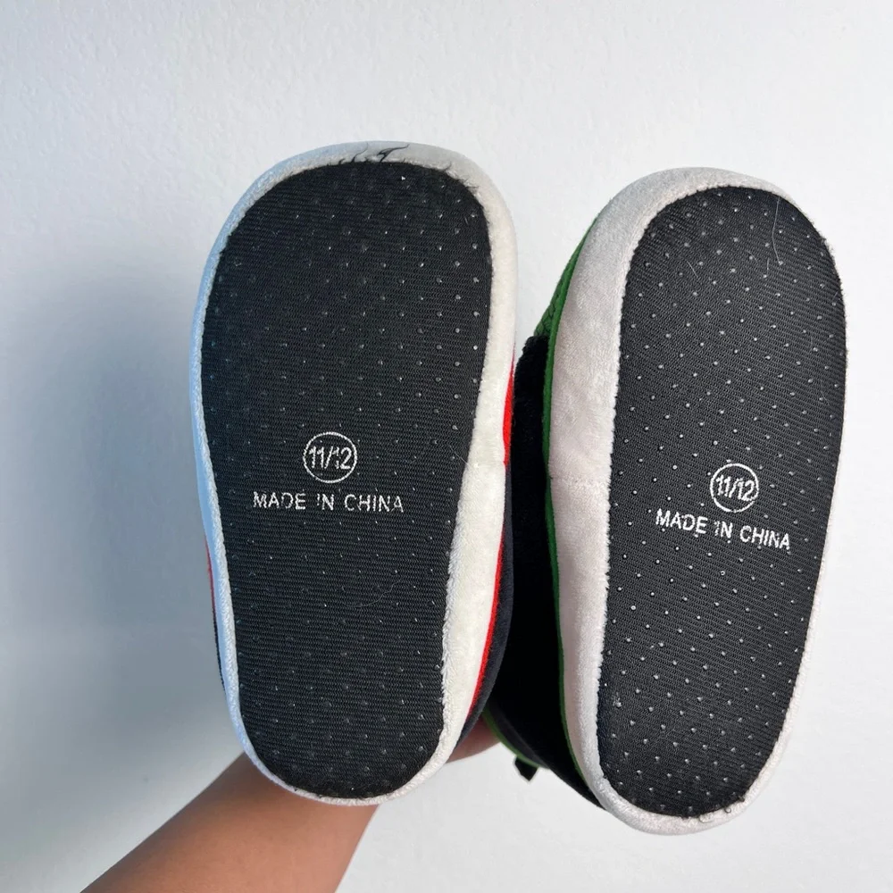 Nintendo Super Mario Little‎ and Big Boys Red Green Slippers size 11-12